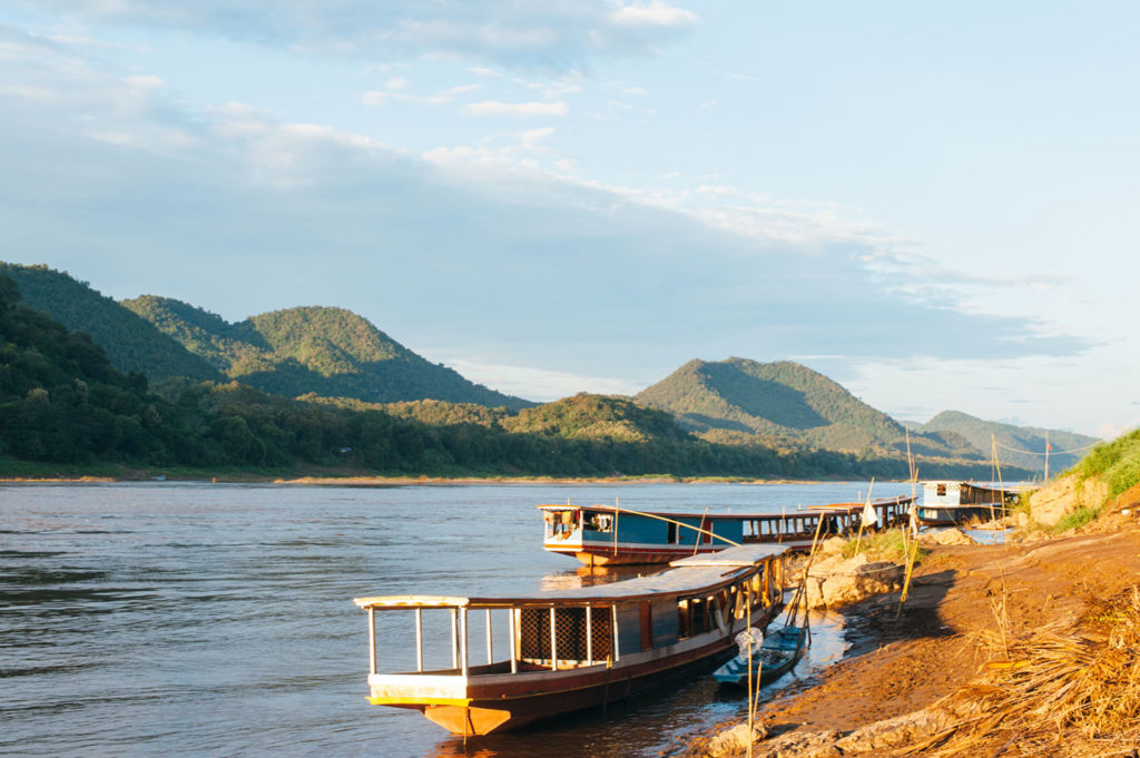 Amantaka, Laos